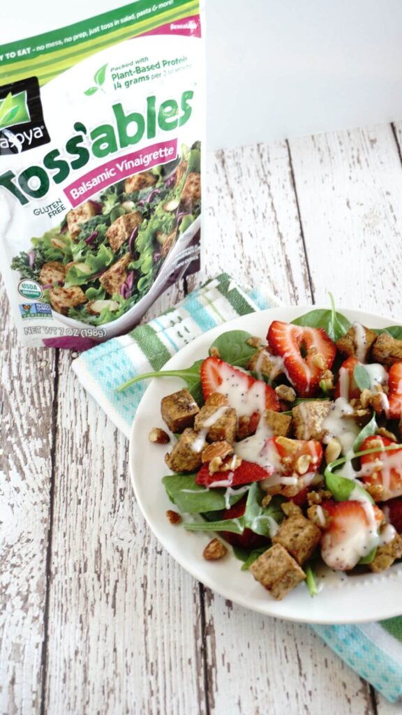 Toss'ables Balsamic Strawberry Salad